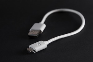 Desktop Micro-USB to USB Cable